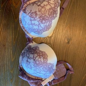 Victoria’s Secret Bra 38D